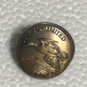 Vintage 1983 ducks, unlimited black duck sponsor pin ￼